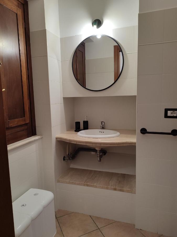 L'Oliva Contesa - La Nera Apartment Gaeta Bagian luar foto