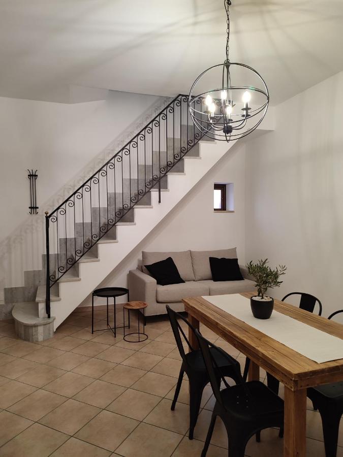 L'Oliva Contesa - La Nera Apartment Gaeta Bagian luar foto