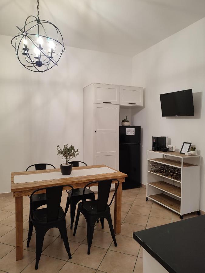 L'Oliva Contesa - La Nera Apartment Gaeta Bagian luar foto