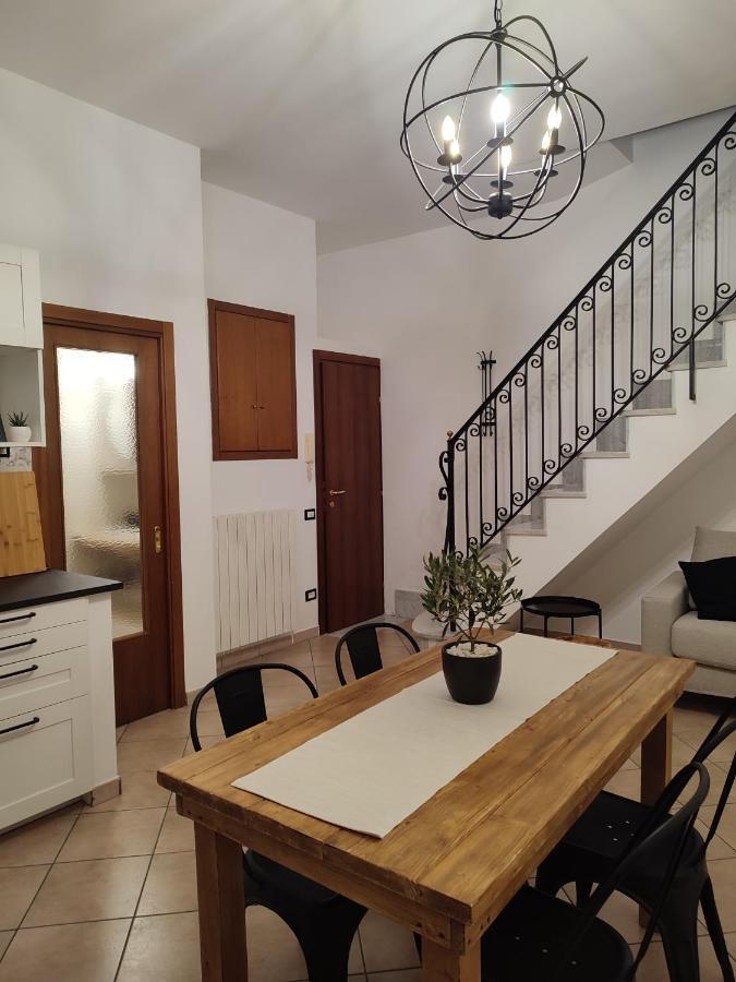 L'Oliva Contesa - La Nera Apartment Gaeta Bagian luar foto